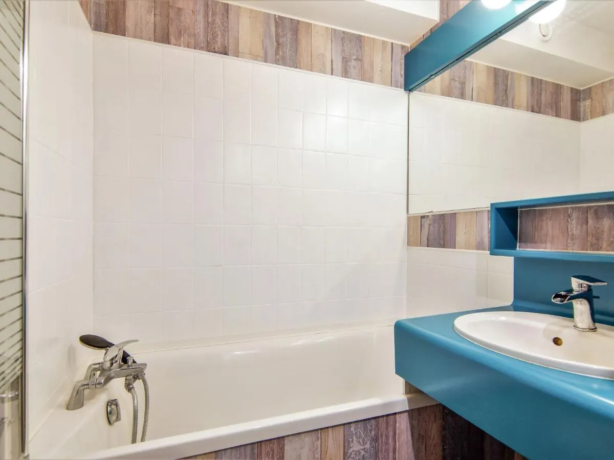 Apartment Le Chailloud-2 By Interhome Chamonix 0*,